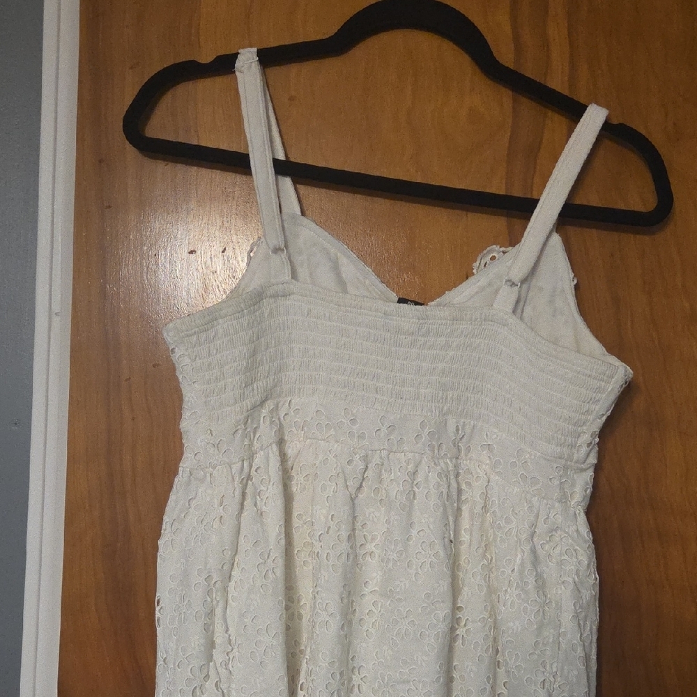 Torrid White Eyelet Ruffle Tank - Picture 3 of 5